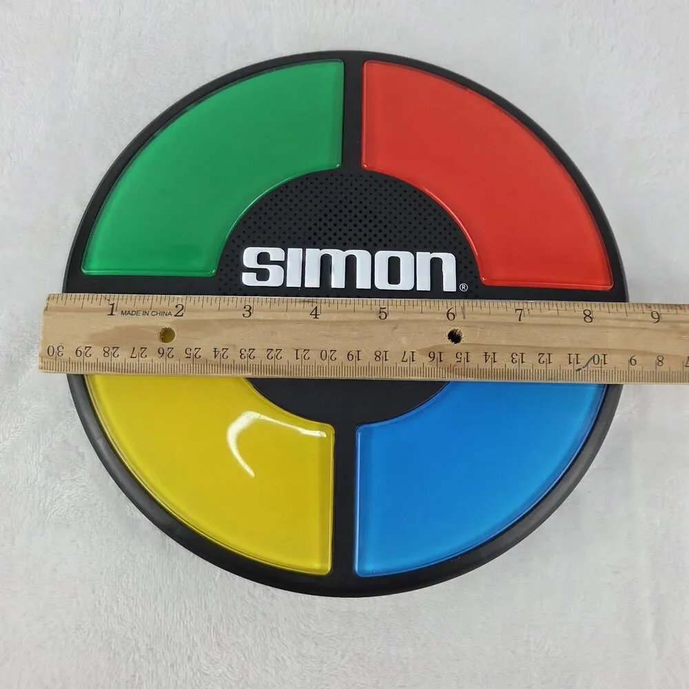 2013 Hasbro Simon Electronic Memory Game Lights Sounds Tested Working #1897